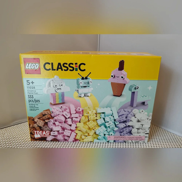 Lego Classic 11028 Creative Pastel Fun NWT Building Toy Set - Picture 1 of 3